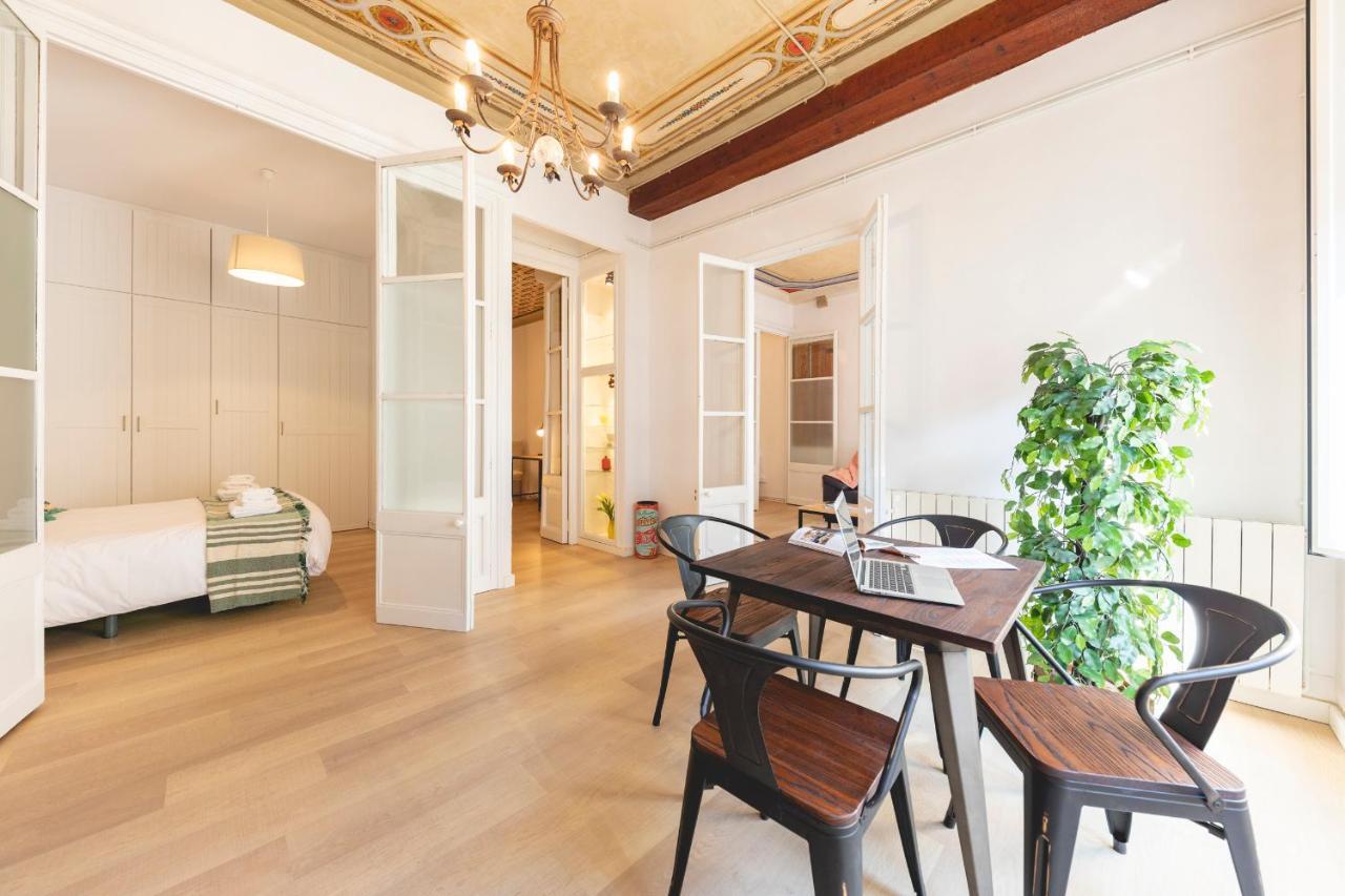 Bravissimo Placa Del Vi, Authentic Historic Apartment Girona Bagian luar foto