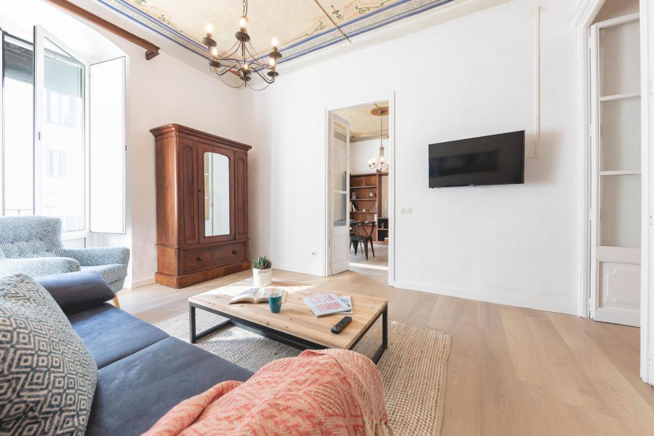 Bravissimo Placa Del Vi, Authentic Historic Apartment Girona Bagian luar foto